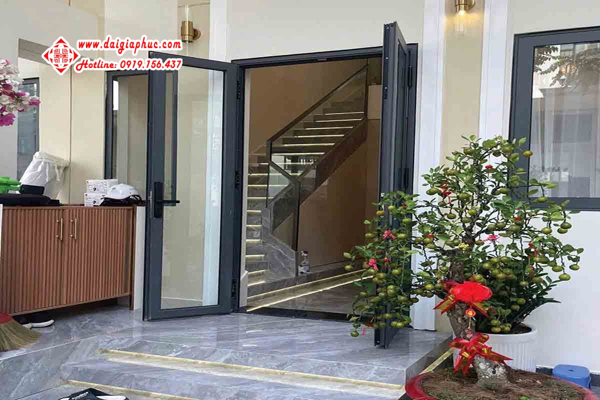 Nung Kết Xám Khói hover